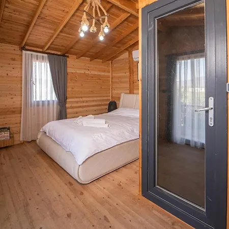 Luxurious Bungalow With Private Pool And Jacuzzi In Fethiye, Mugla Holiday home